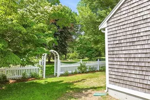 411 High St, Pembroke, MA 02359 - Photo 38