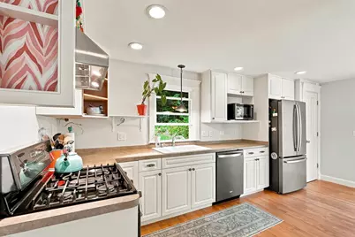 45 Highland St, Northbridge, MA 01588 - Photo 8