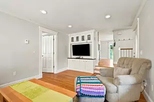 45 Highland St, Northbridge, MA 01588 - Photo 12