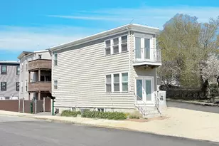 1043 Winthrop Ave, Revere, MA 02151 - Photo 2