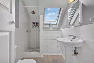 25 Weyanoke St, Boston, MA 02124 - Photo 22