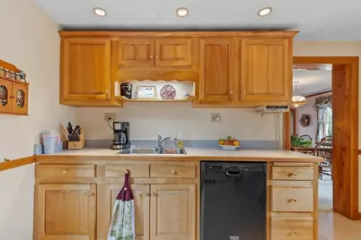 6 Rockaway Ct, Lynn, MA 01902 - Photo 14