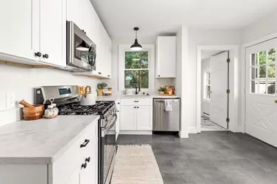 47 Elliott St, Beverly, MA 01915 - Photo 10