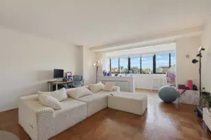 6 Whittier Pl, Boston, MA 02114 - Photo 2