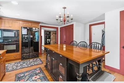 392 Greenfield Rd, Deerfield, MA 01342 - Photo 12