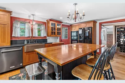 392 Greenfield Rd, Deerfield, MA 01342 - Photo 10