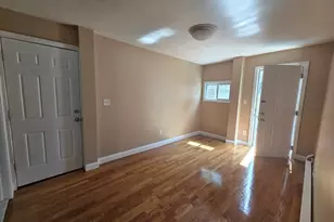 134 Boston St, Salem, MA 01970 - Photo 8