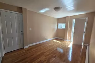 134 Boston St, Salem, MA 01970 - Photo 8