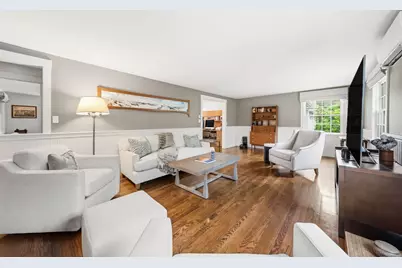 28 S Mill St, Hopkinton, MA 01748 - Photo 10