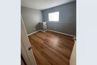 5455 North Main Street #18B, Fall River, MA 02720 - Photo 4