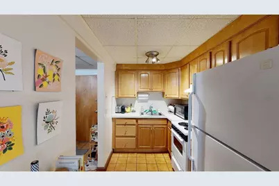 907 Beacon Street #2, Boston, MA 02215 - Photo 4