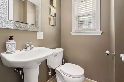 48 Beacon Park, Watertown, MA 02472 - Photo 16