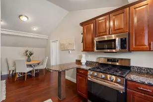 11 Priscilla Rd, Boston, MA 02135 - Photo 14