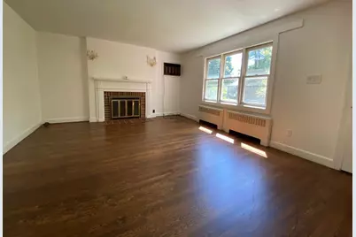 30 Beechmont St, Worcester, MA 01609 - Photo 10