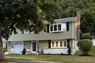 5 Pulver Dr, Peabody, MA 01960 - Photo 2