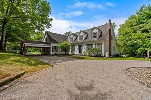 117 South St, Upton, MA 01568 - Photo 2
