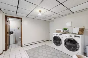 70 Crescent Ln, Malden, MA 02148 - Photo 26