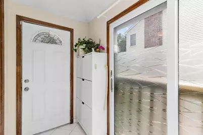 70 Crescent Lane, Malden, MA 02148 - Photo 12