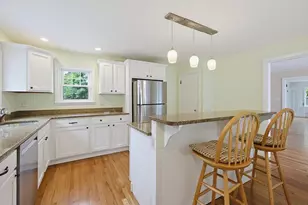 255 Madison St, Dedham, MA 02026 - Photo 18