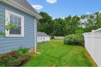 255 Madison St, Dedham, MA 02026 - Photo 36