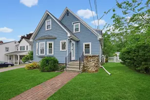 255 Madison St, Dedham, MA 02026 - Photo 2