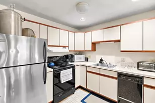 170 Highland Ave, Somerville, MA 02143 - Photo 18