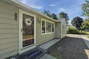 251 Shady Brook Ln, Springfield, MA 01118 - Photo 2