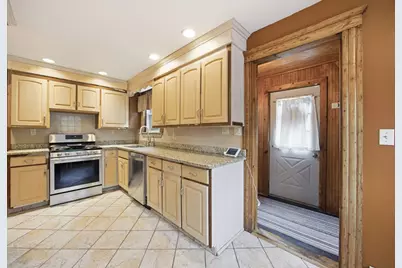 100 Broadway, Lynn, MA 01904 - Photo 4