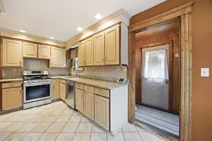 100 Broadway, Lynn, MA 01904 - Photo 4