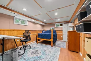 4 Laurel St, Woburn, MA 01801 - Photo 28