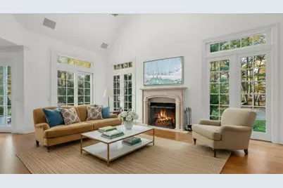 23 Stonecroft, Weston, MA 02493 - Photo 4