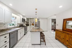 423 Washington St, Winchester, MA 01890 - Photo 14