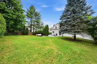 423 Washington St, Winchester, MA 01890 - Photo 40