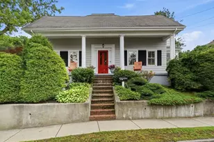 423 Washington St, Winchester, MA 01890 - Photo 1