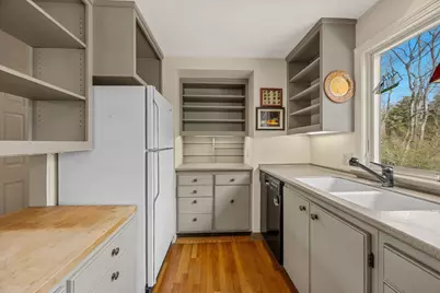 90 Comanche Dr, Falmouth, MA 02540 - Photo 22