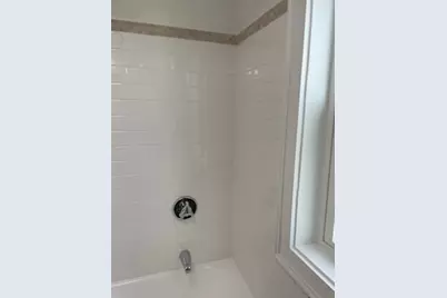 21 Woburn St, Waltham, MA 02453 - Photo 24