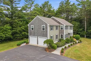 4 Riley's Way, Dartmouth, MA 02747 - Photo 2