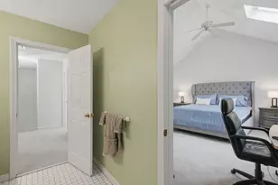 305 Salem, Woburn, MA 01801 - Photo 18