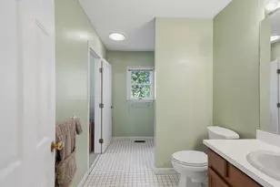 305 Salem, Woburn, MA 01801 - Photo 20