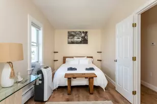 5 Everett Ct, Boston, MA 02128 - Photo 10