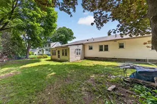 41 Rockland St, Brockton, MA 02301 - Photo 4