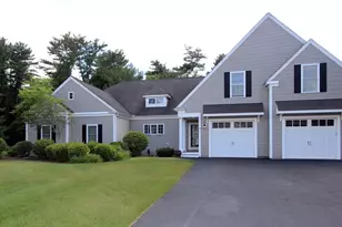 13 Meadowlark Dr, Middleborough, MA 02346 - Photo 2