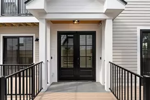 27 Shepard St, Boston, MA 02135 - Photo 4
