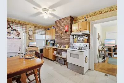 11-13 Brookfield St, Boston, MA 02131 - Photo 30