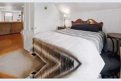 11-13 Brookfield St, Boston, MA 02131 - Photo 16