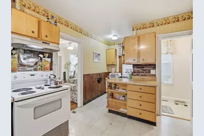 11-13 Brookfield St, Boston, MA 02131 - Photo 32