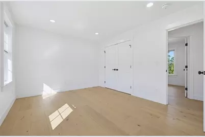 8 Vassar Dr, Milford, MA 01757 - Photo 26