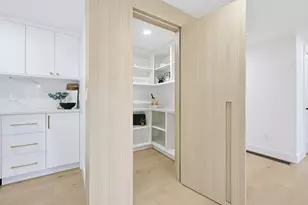 8 Vassar Dr, Milford, MA 01757 - Photo 10