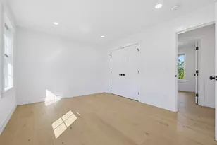 8 Vassar Dr, Milford, MA 01757 - Photo 28