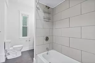 8 Roach St, Boston, MA 02125 - Photo 8
